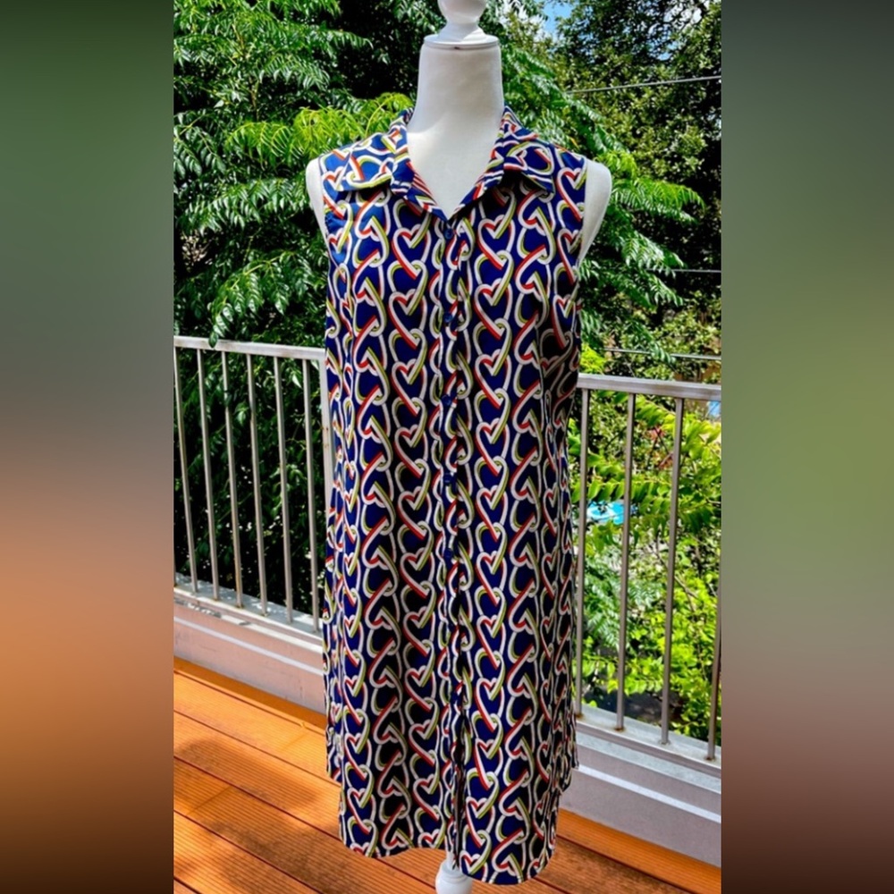 Cabi Amour Dress Size S Heart Chain Print
Navy Blue White Collared Casual